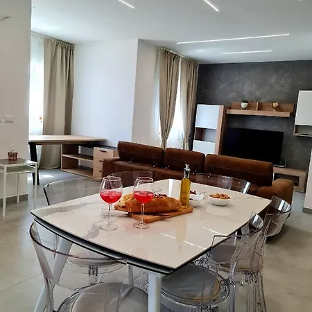 Casa Due Contrada Maeggio